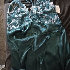 Auden Tweak Nightgown and underwear Set